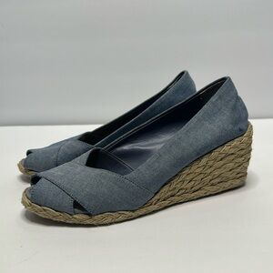 Lauren Ralph Lauren Canvas Chambray Blue Espadrilles Peep Toe Cecilia Wedges 9